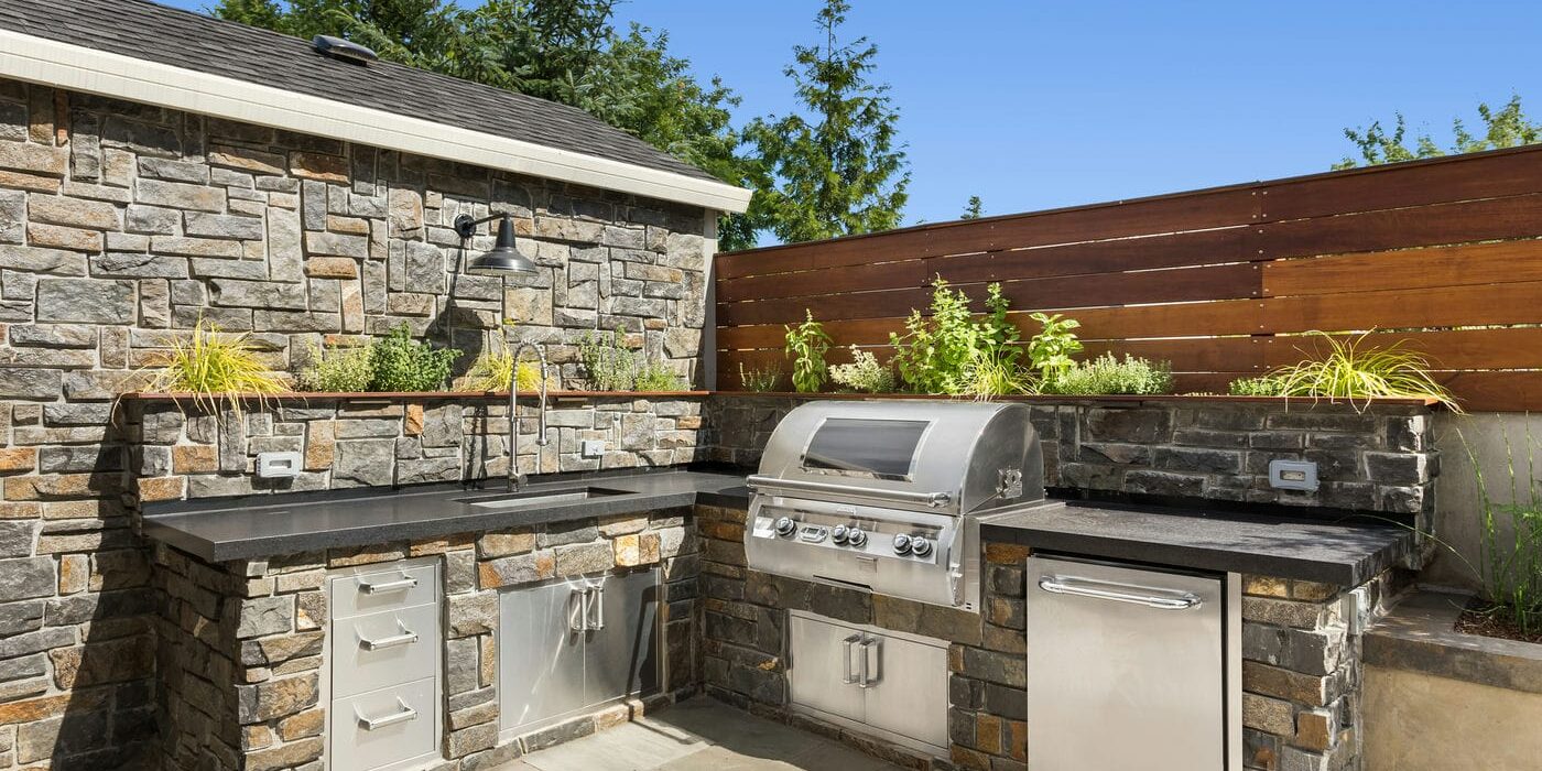 outdoor kitchen